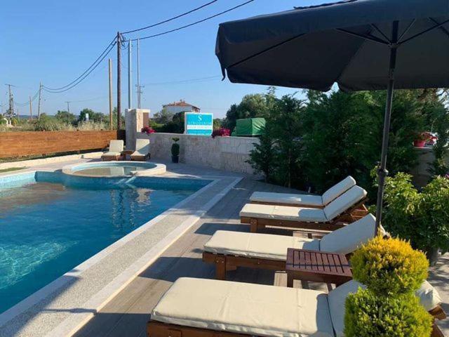 אפיטוס Sinodinos Deluxe Apartments מראה חיצוני תמונה