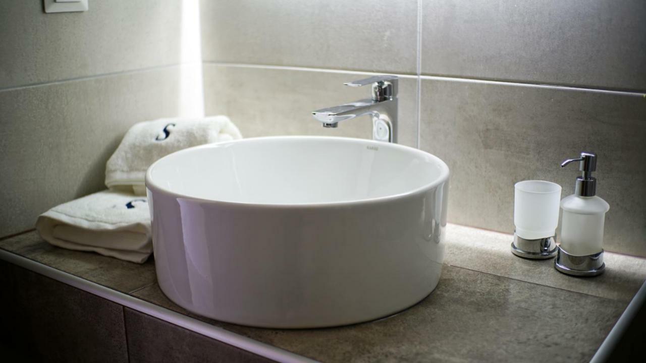 אפיטוס Sinodinos Deluxe Apartments מראה חיצוני תמונה