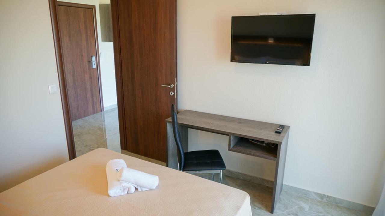 אפיטוס Sinodinos Deluxe Apartments מראה חיצוני תמונה