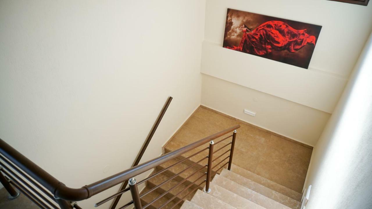 אפיטוס Sinodinos Deluxe Apartments מראה חיצוני תמונה